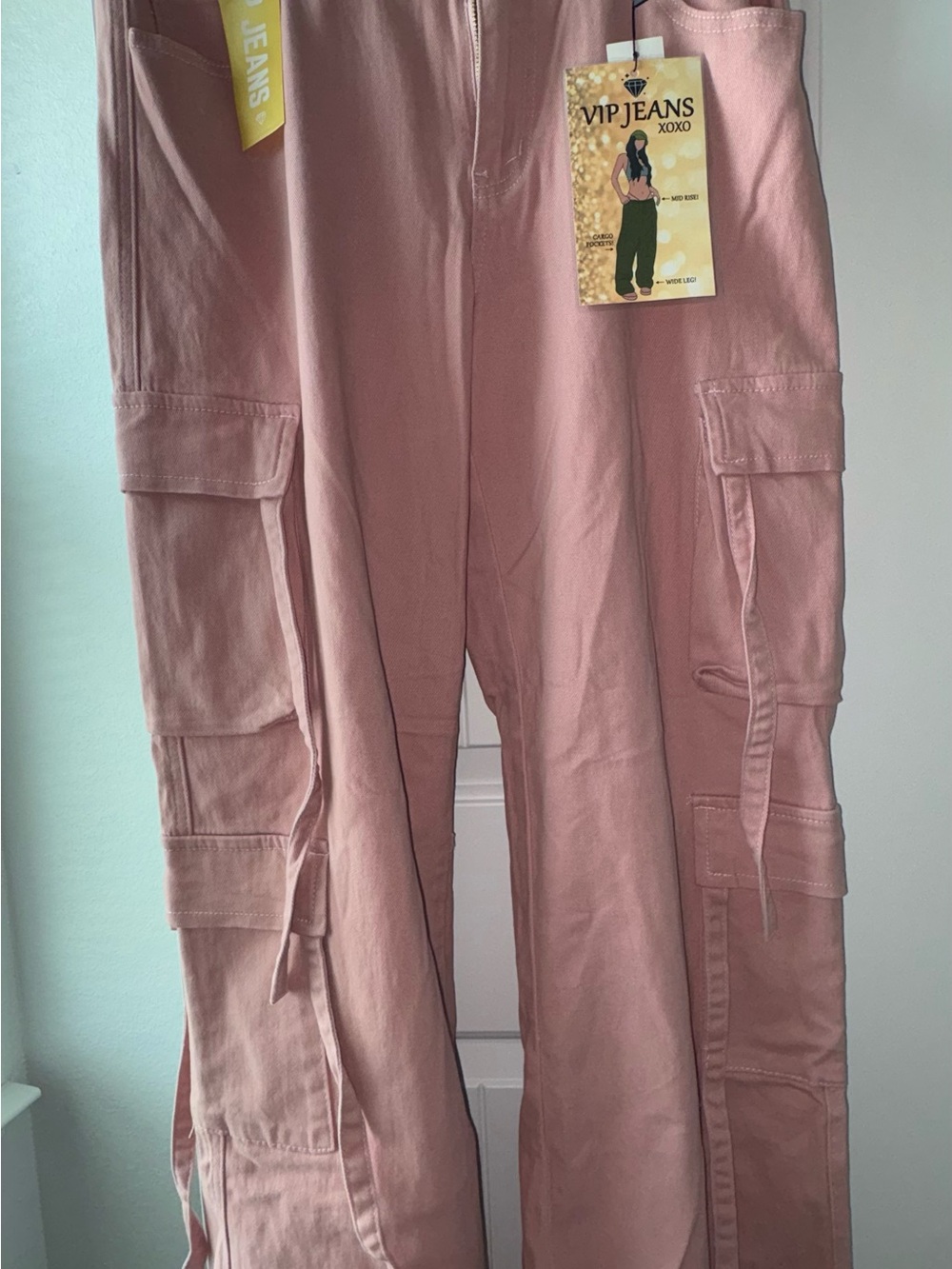 VIP Jeans Dusty Rose Wide-Leg Cargo Pants